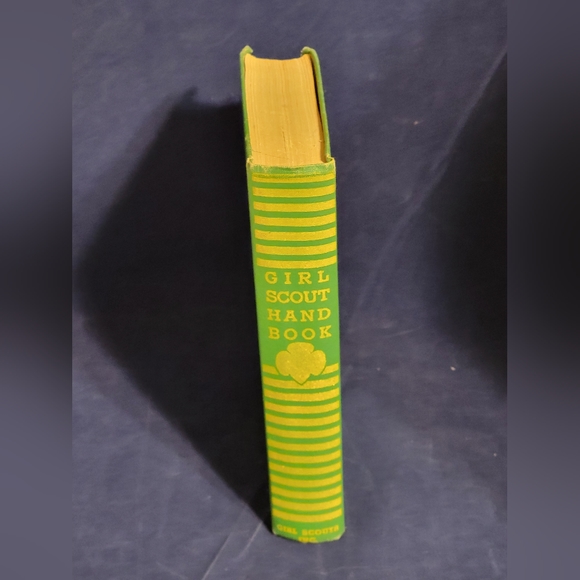 Girl Scout Handbook 1944 Edition 6th Impression Intermediate Program HC Book - Picture 7 of 9